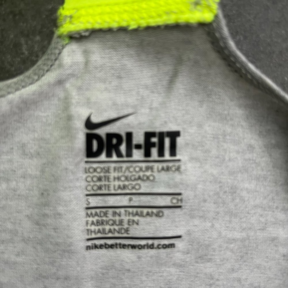 Nike Dri-Fit High-Low Tank Size Small - Picture 3 of 3